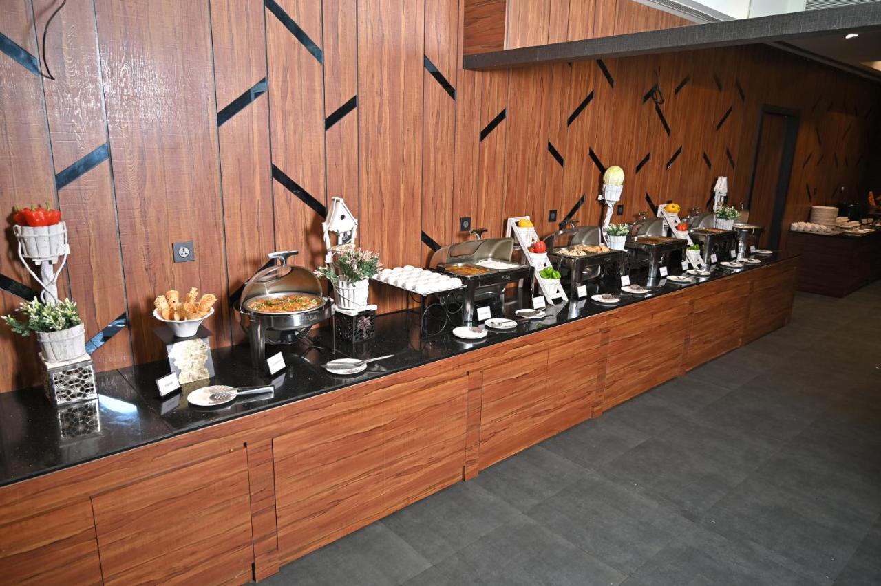 Hotel Tip Top International Pune Pimpri-Chinchwad Exterior photo