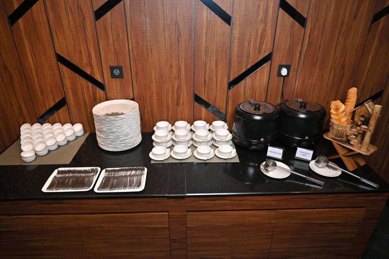 Hotel Tip Top International Pune Pimpri-Chinchwad Exterior photo